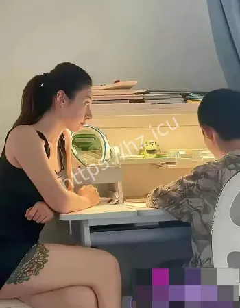 高级儿童陪伴师